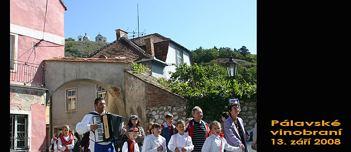  ... Mikulov ... Plavsk vinobran ... 13.9.2008 ... foto: Josef Smetana